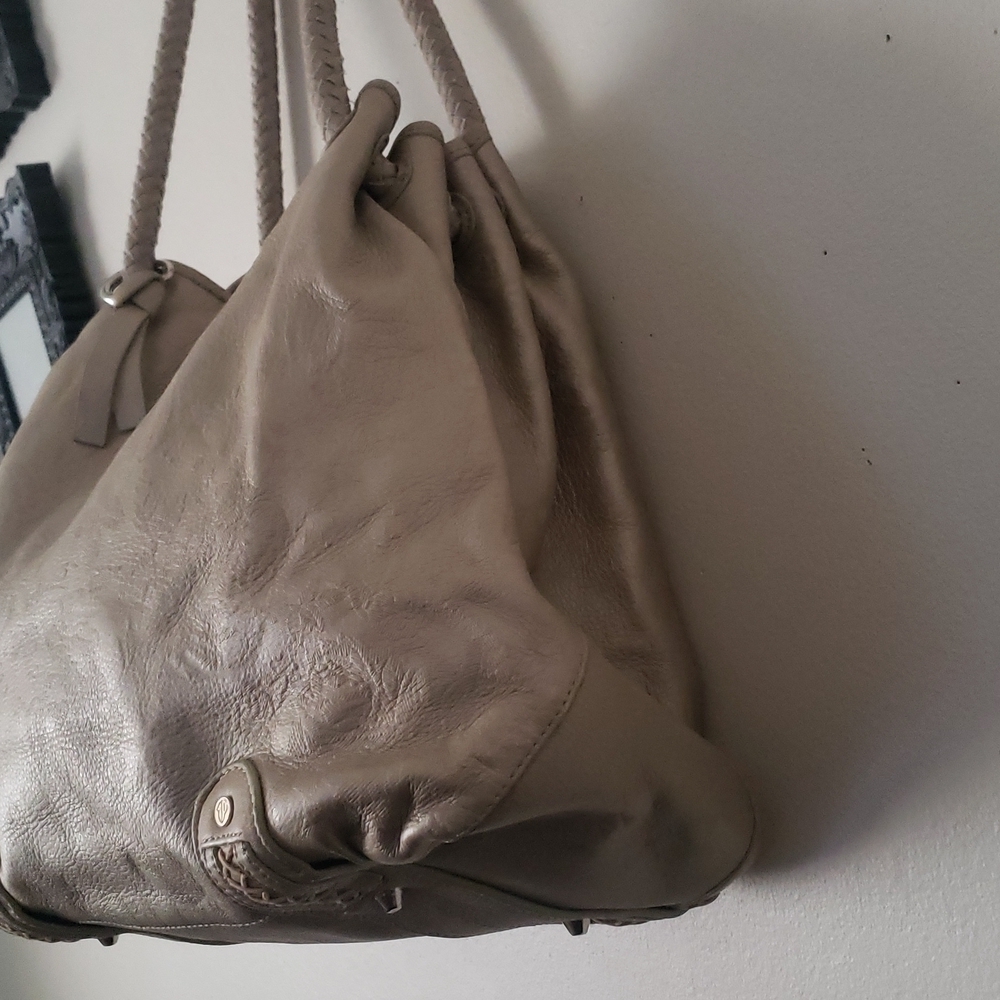 Eileen West Leather Shoulder Bag - Picture 4 of 14